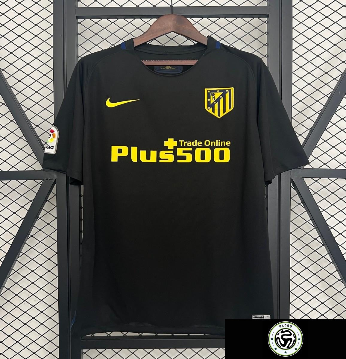 f3efc66de9565eb32a5290fc.jpg