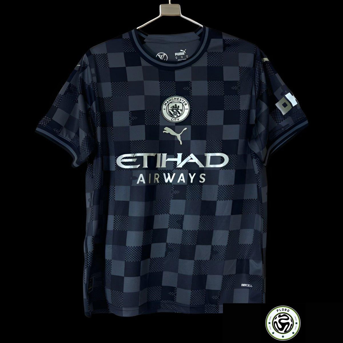 f4f904d08bb6eba16a20d15d.jpg
