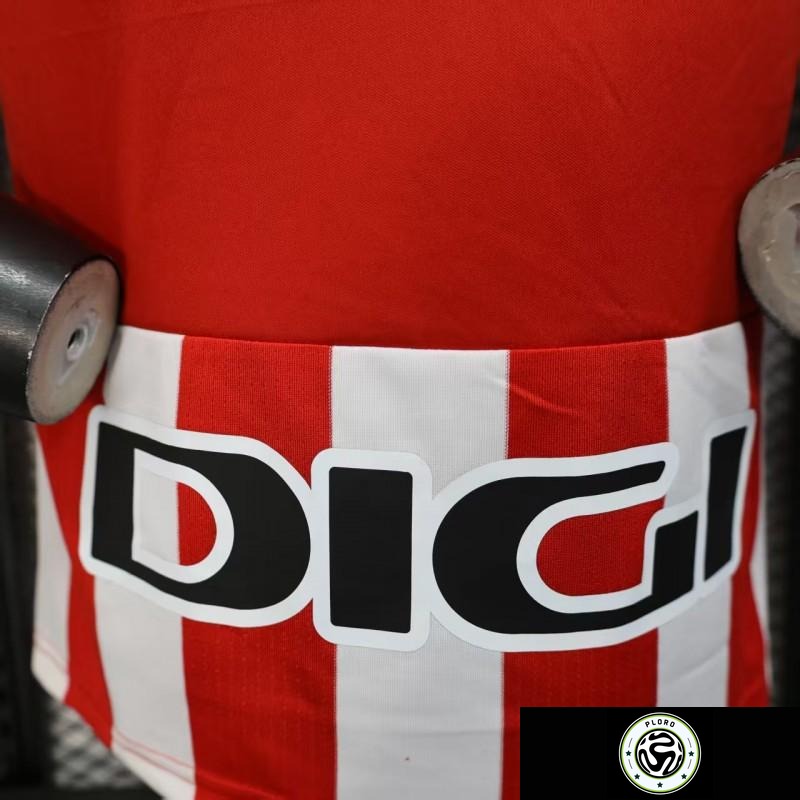 57de95d016950fea.jpg